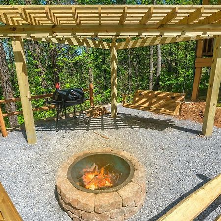 Little Bear Cabin Gatlinburg Exterior photo