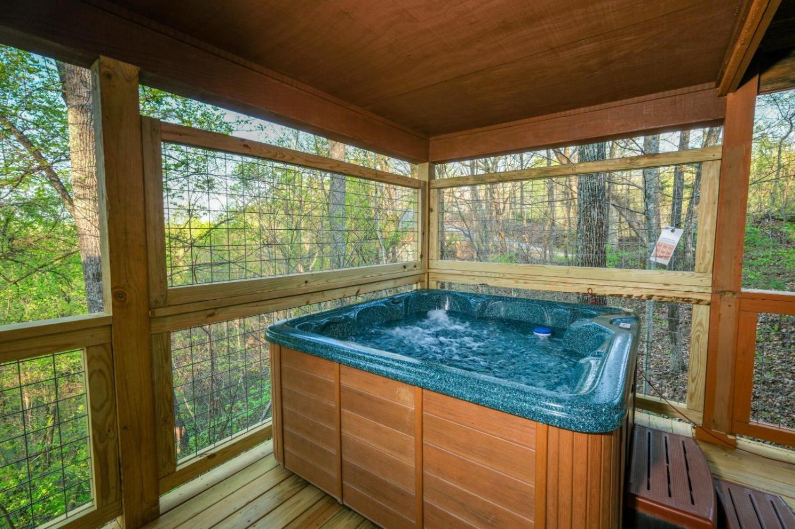 Little Bear Cabin Gatlinburg Exterior photo